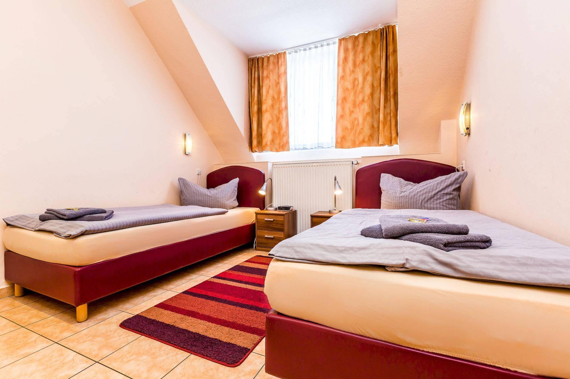Hotel Schuetze Superior Hürth Eksteriør bilde
